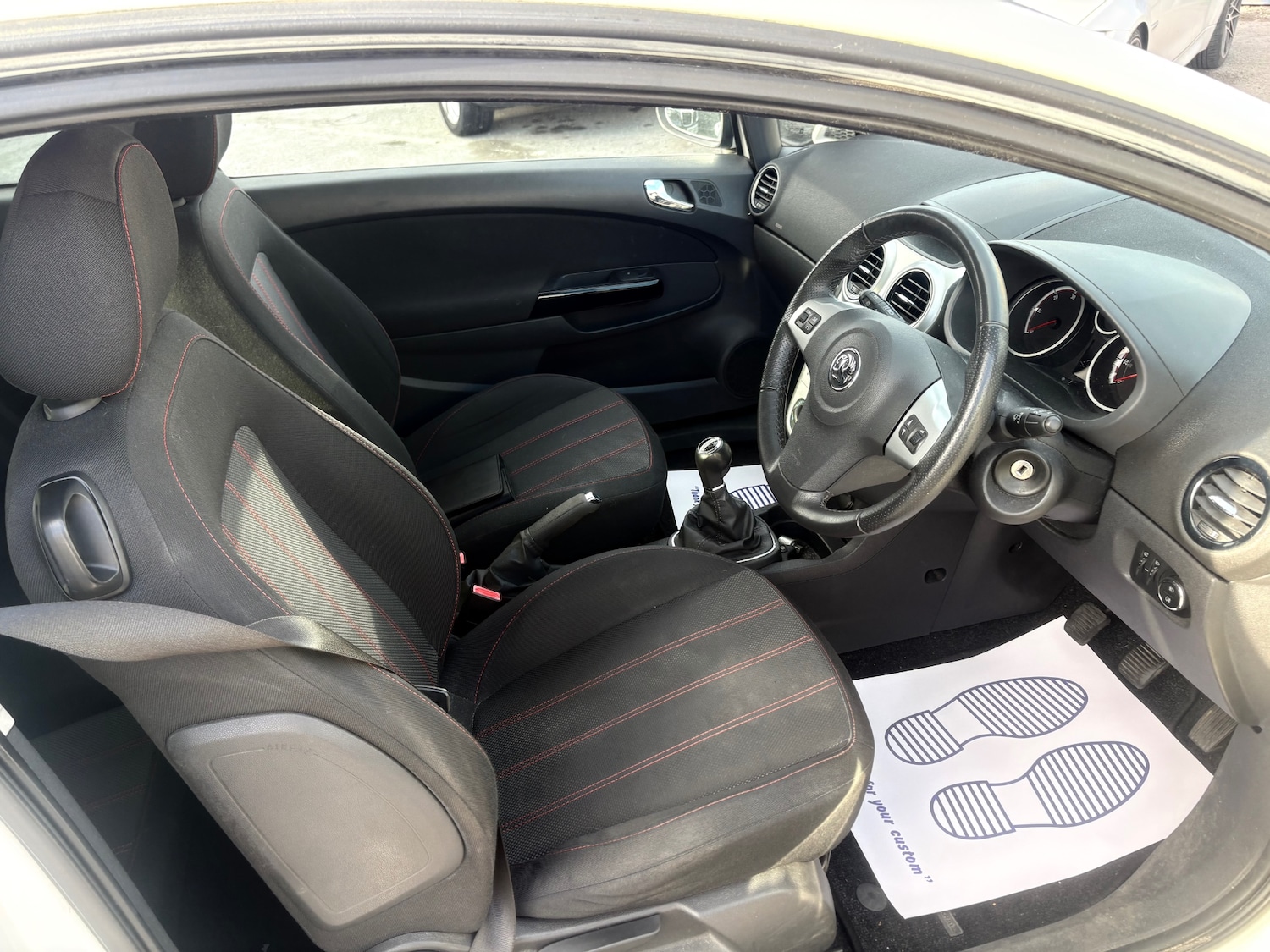 Used Vauxhall Corsa 2011 for sale - 77058549: Photo 6