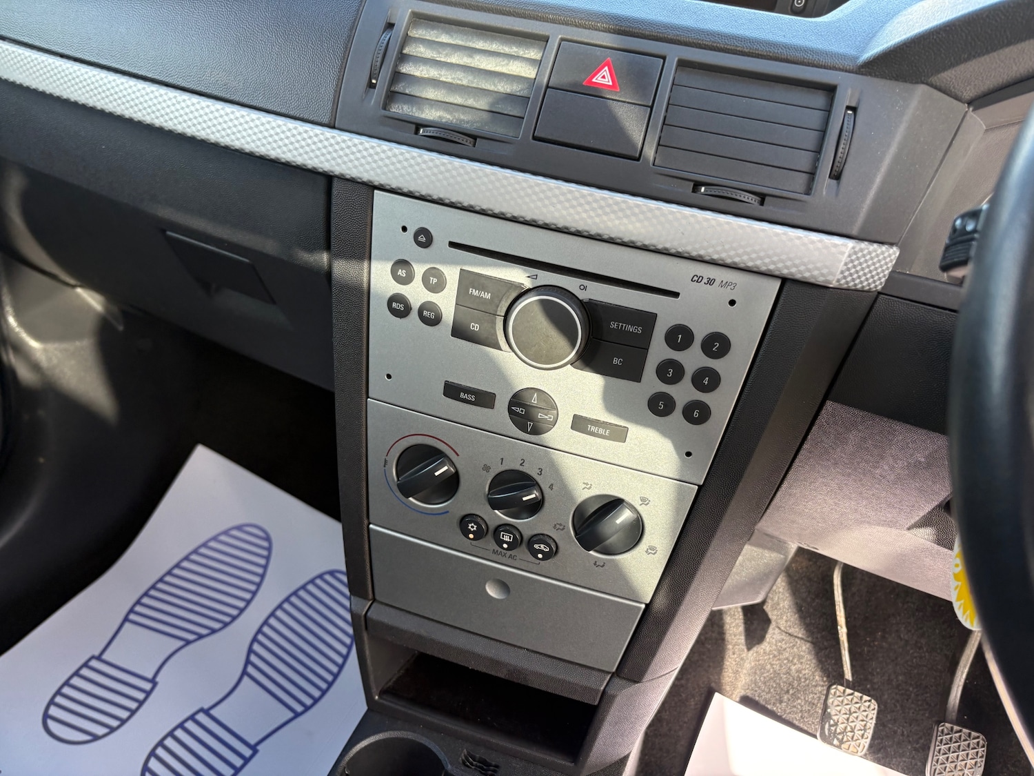 Used Vauxhall Meriva 2010 for sale - 77377824: Photo 12