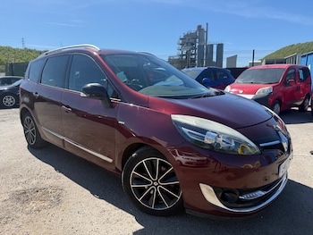 Used Renault Grand Scenic 2013 for sale - 78367611: Photo
