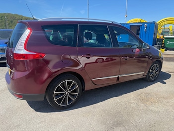Used Renault Grand Scenic 2013 for sale - 78367611: Photo
