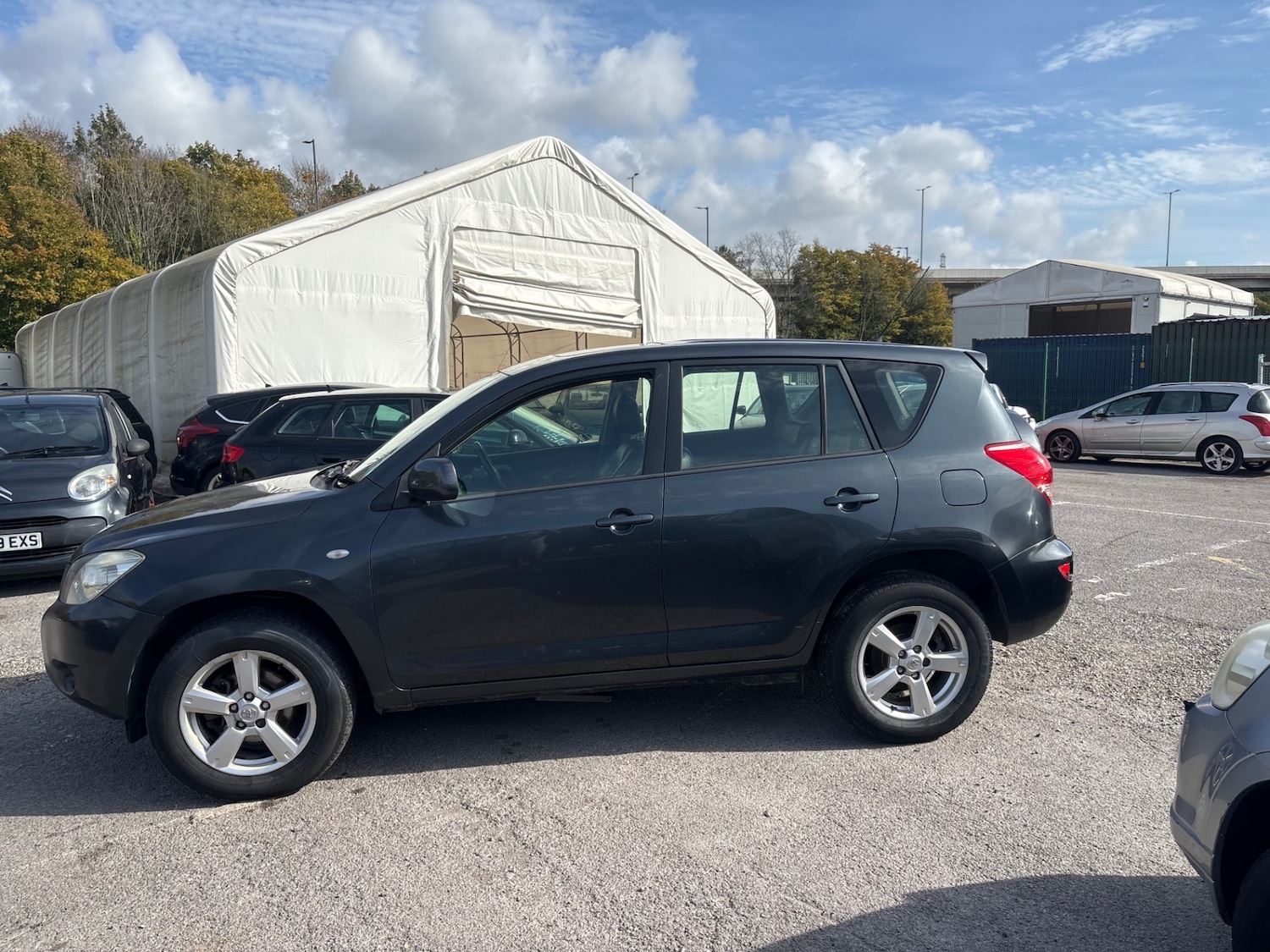 Used Toyota RAV4 2006 for sale - 76128631: Photo 5