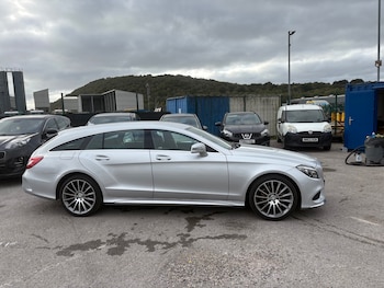 Used Mercedes-Benz CLS 2015 for sale - 76184082: Photo
