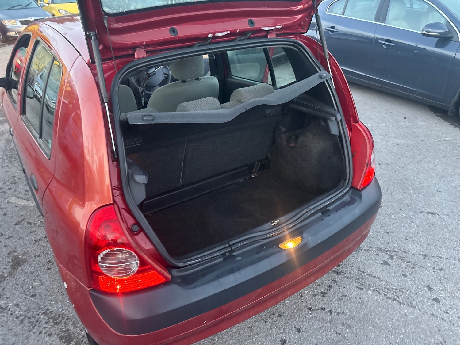 Used Renault Clio 2006 for sale - 76519519: Photo 14