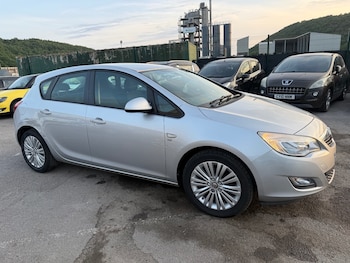 Used Vauxhall Astra 2011 for sale - 78740678: Photo