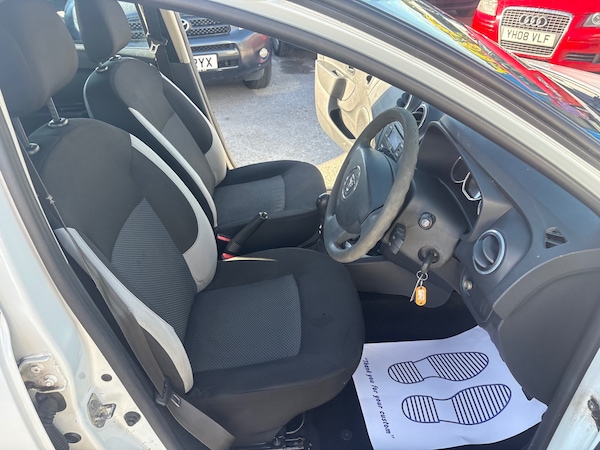 Used Dacia Sandero 2016 for sale - 76257539: Photo 10
