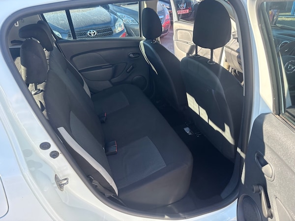 Used Dacia Sandero 2016 for sale - 76257539: Photo 11
