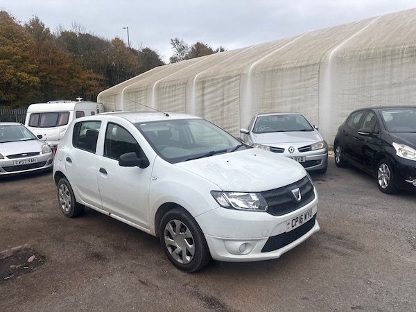 Used Dacia Sandero 2016 for sale - 76257539: Photo 1