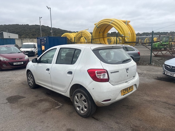 Used Dacia Sandero 2016 for sale - 76257539: Photo 4