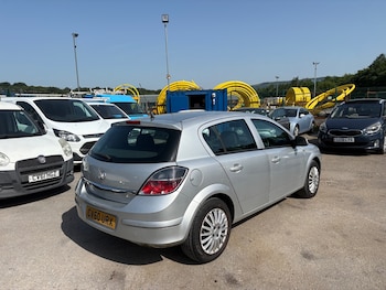 Used Vauxhall Astra 2010 for sale - 79004323: Photo