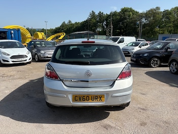 Used Vauxhall Astra 2010 for sale - 79004323: Photo