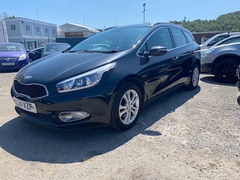 Used Kia Ceed 2014 for sale - 79153752: Photo