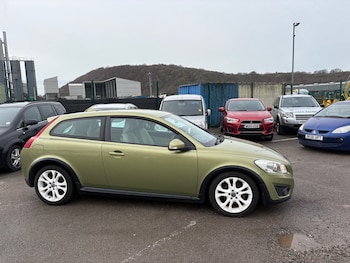Used Volvo C30 2010 for sale - 77579217: Photo
