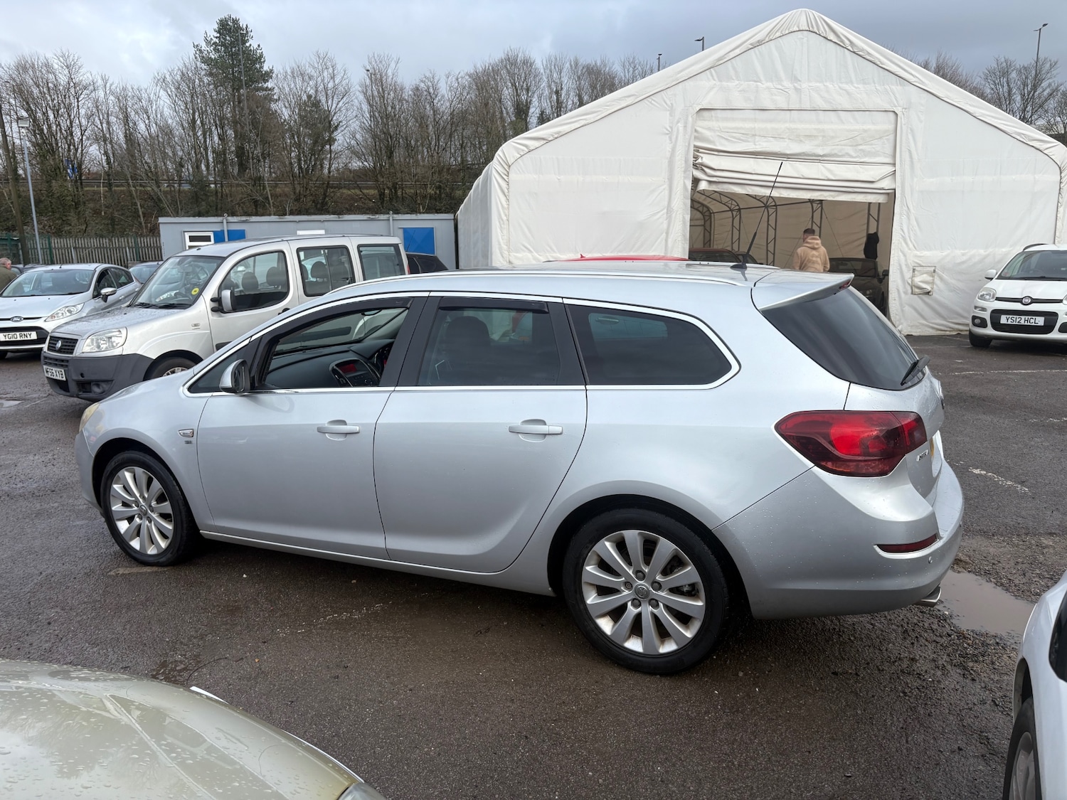 Used Vauxhall Astra 2011 for sale - 77392561: Photo 8