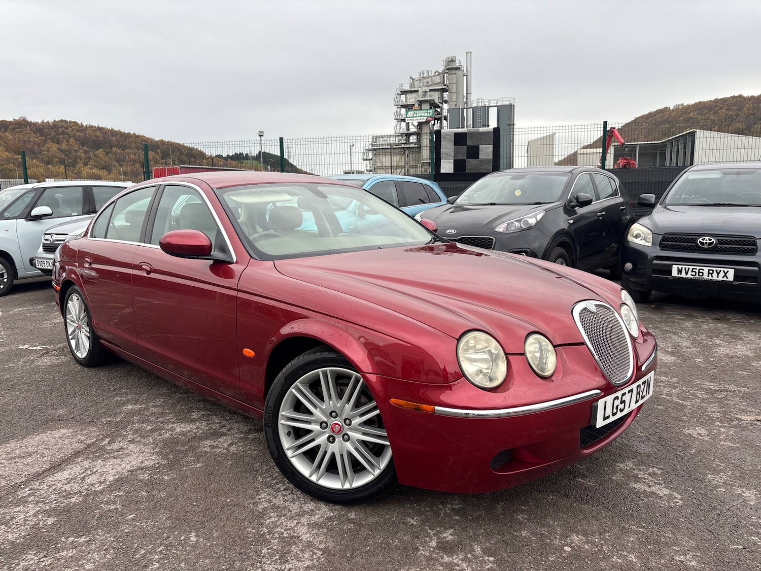 Used Jaguar S-Type 2007 for sale - 76505670: Photo 1