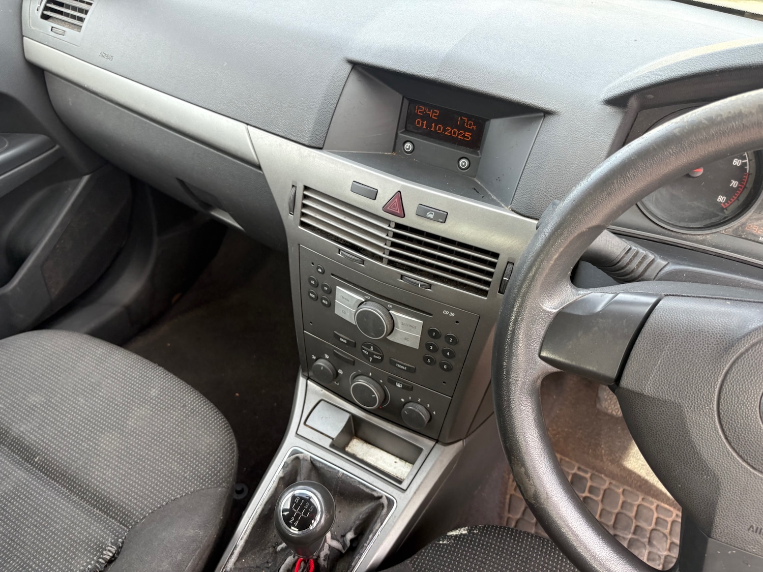 Used Vauxhall Astra 2005 for sale - 76127686: Photo 9