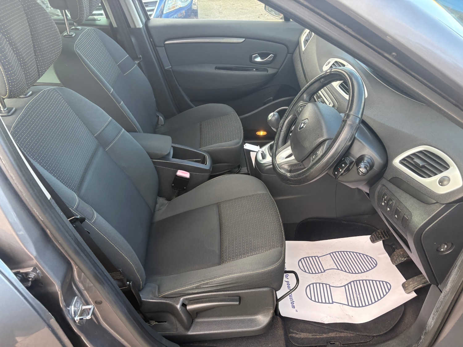 Used Renault Scenic 2009 for sale - 77008506: Photo 15