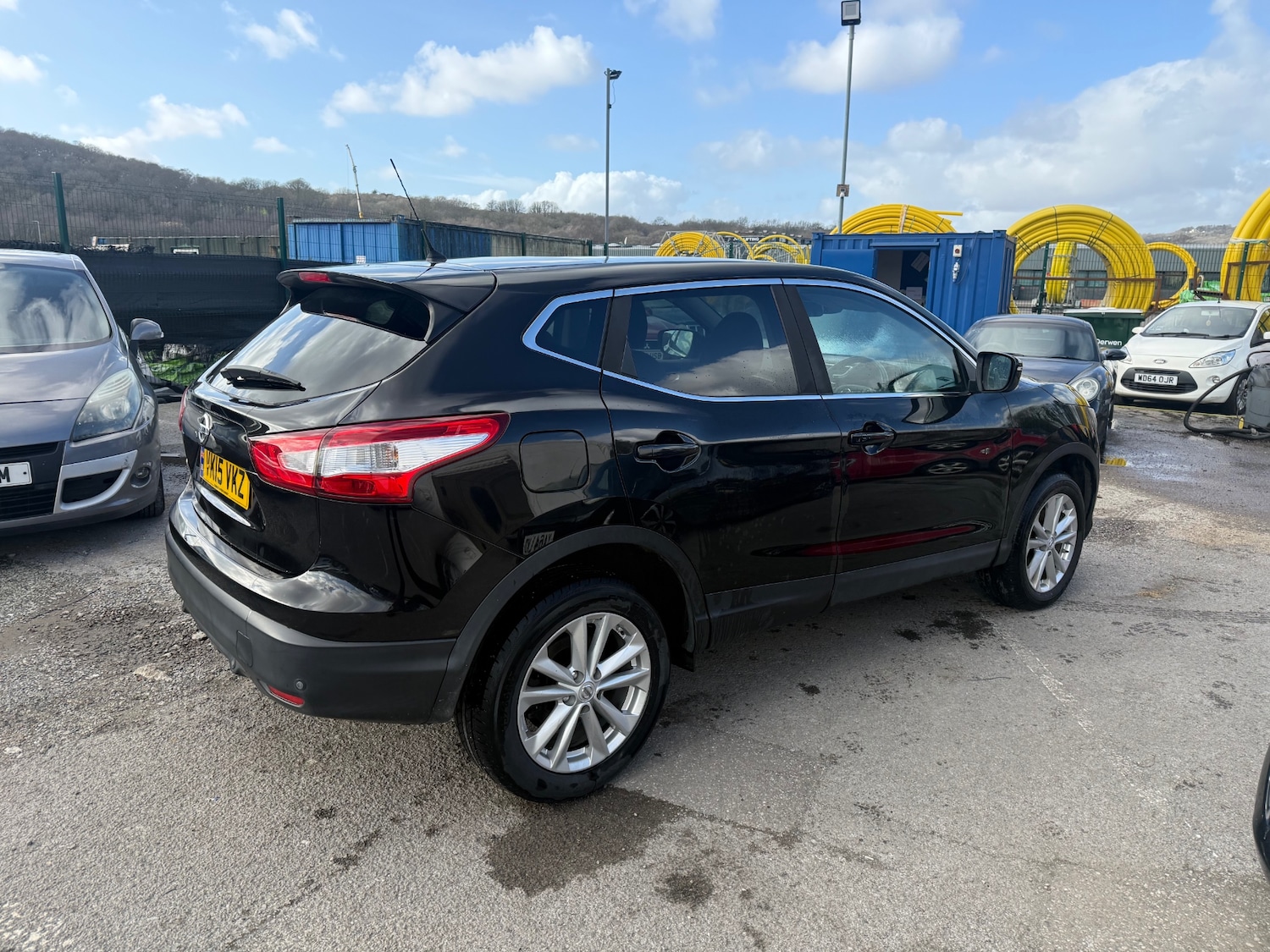 Used Nissan Qashqai 2015 for sale - 77832067: Photo 2