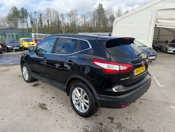 Used Nissan Qashqai 2015 for sale - 77832067: Photo