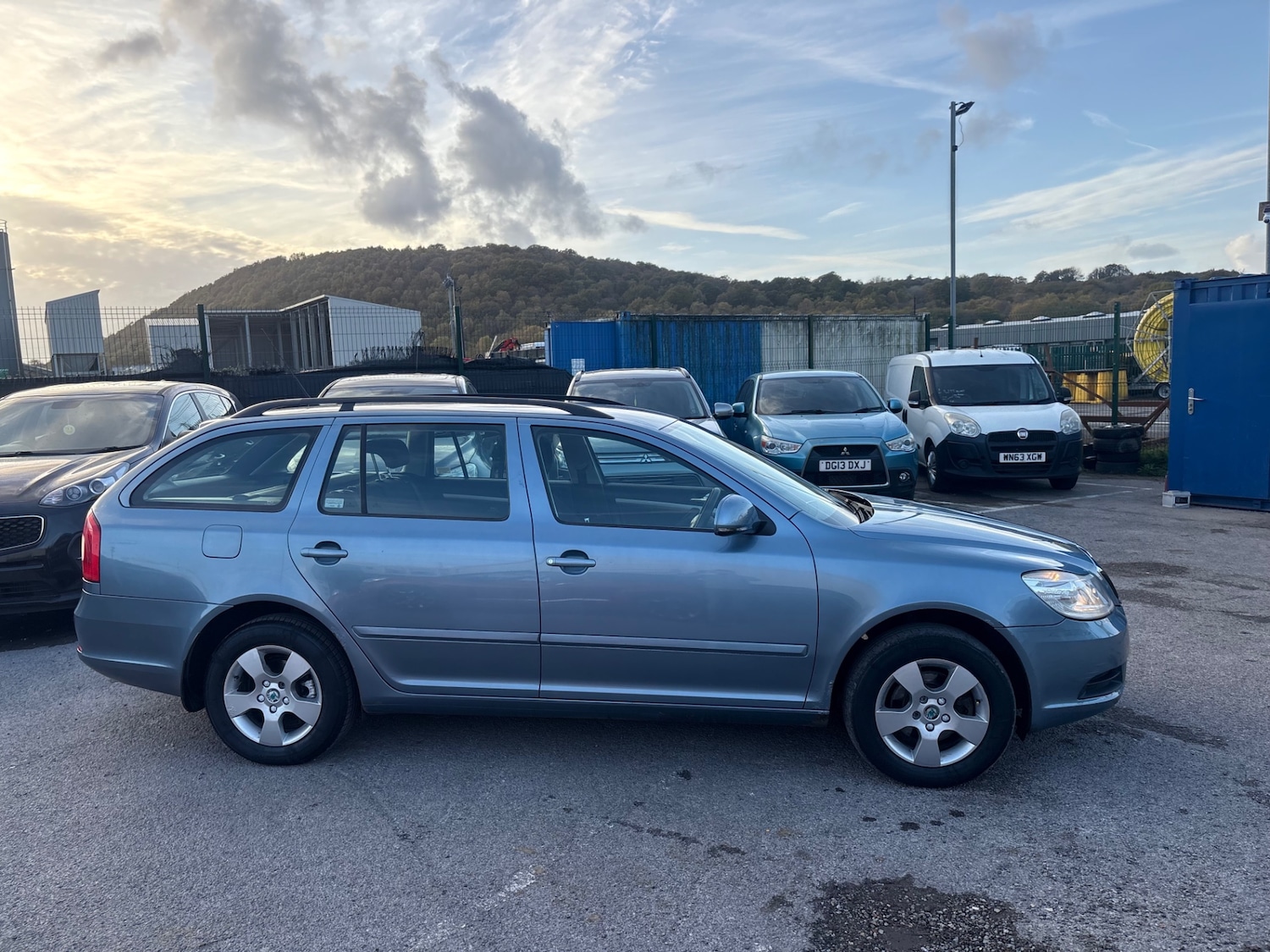 Used Skoda Octavia 2009 for sale - 76391809: Photo 2