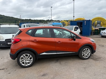 Used Renault Captur 2017 for sale - 79054287: Photo