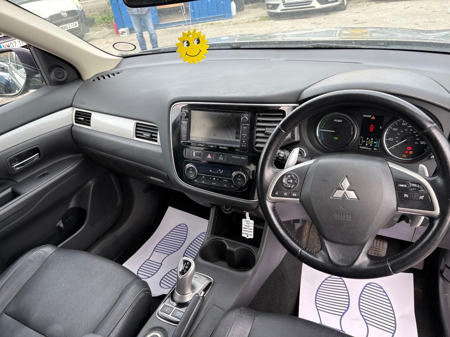 Used Mitsubishi Outlander 2014 for sale - 76127540: Photo 9