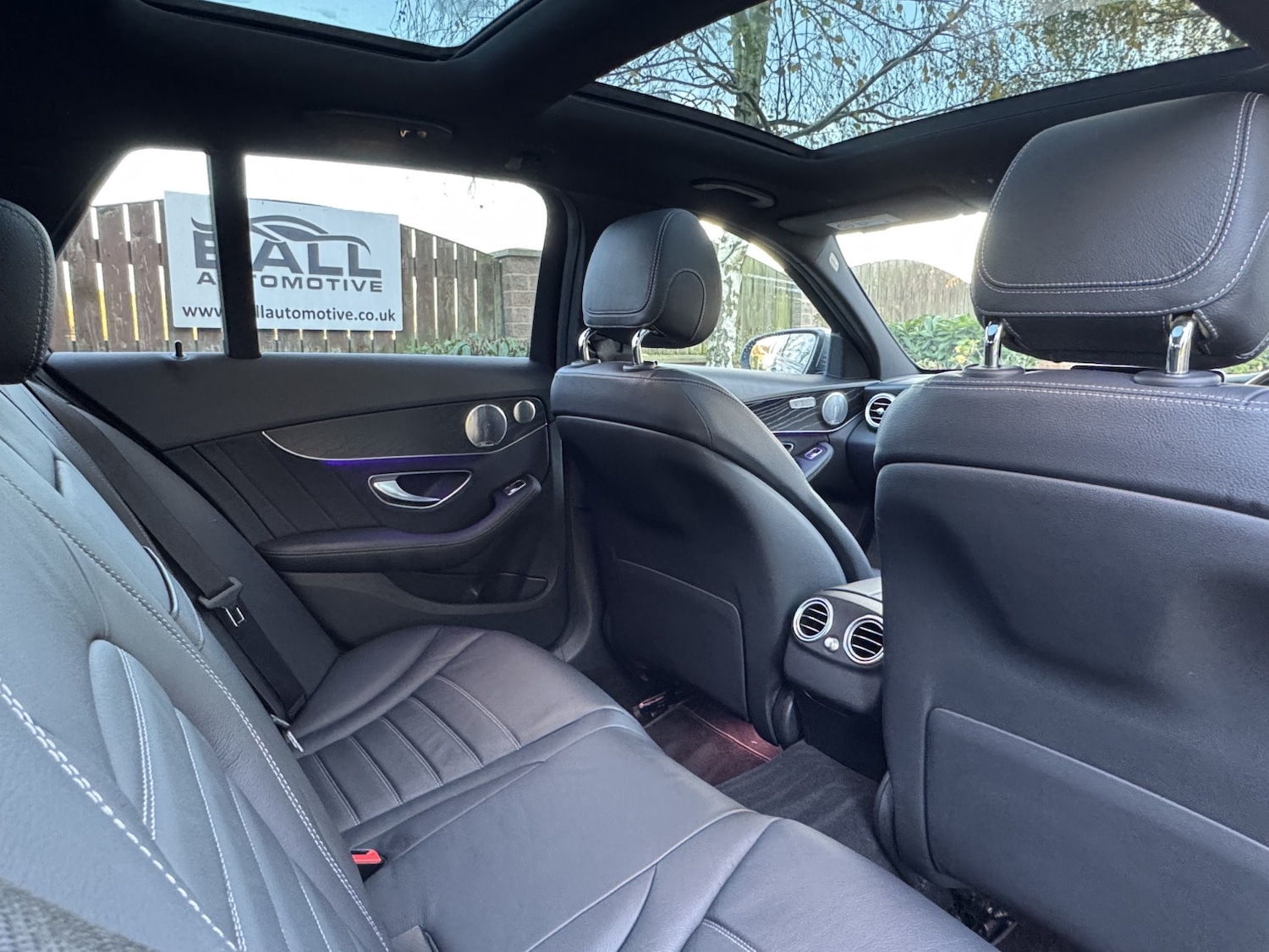 Used Mercedes-Benz C Class 2019 for sale - 76583302: Photo 30