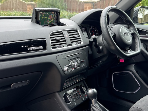 Used Audi Q3 2018 for sale - 76293278: Photo 20