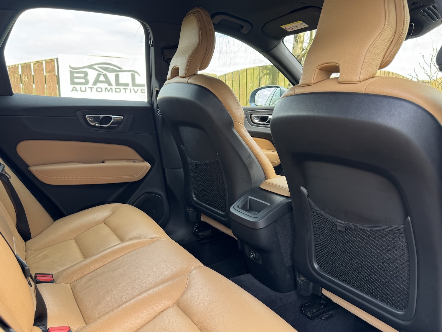 Used Volvo XC60 2018 for sale - 77643767: Photo 25