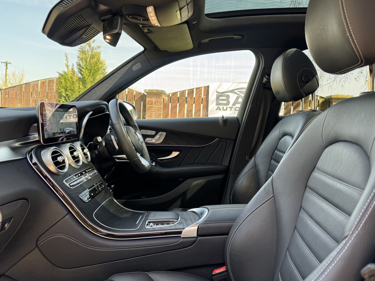 Used Mercedes-Benz GLC 2020 for sale - 78168733: Photo 21