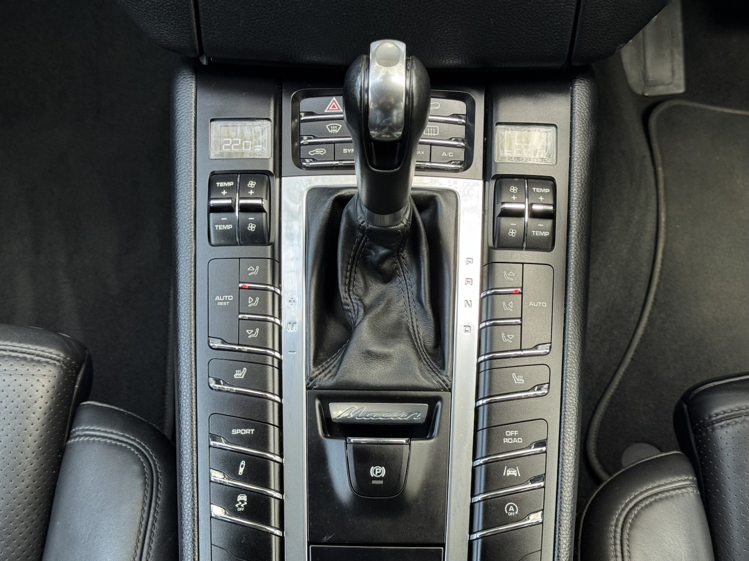 Used Porsche Macan 2015 for sale - 76237178: Photo 19