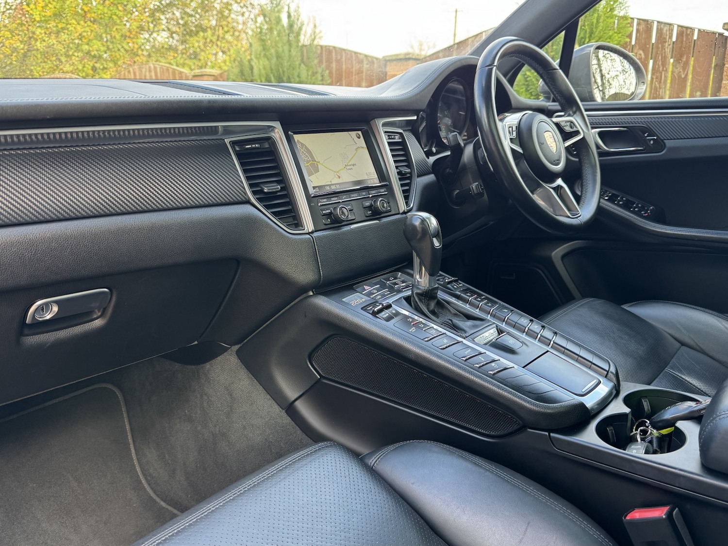 Used Porsche Macan 2015 for sale - 76237178: Photo 21