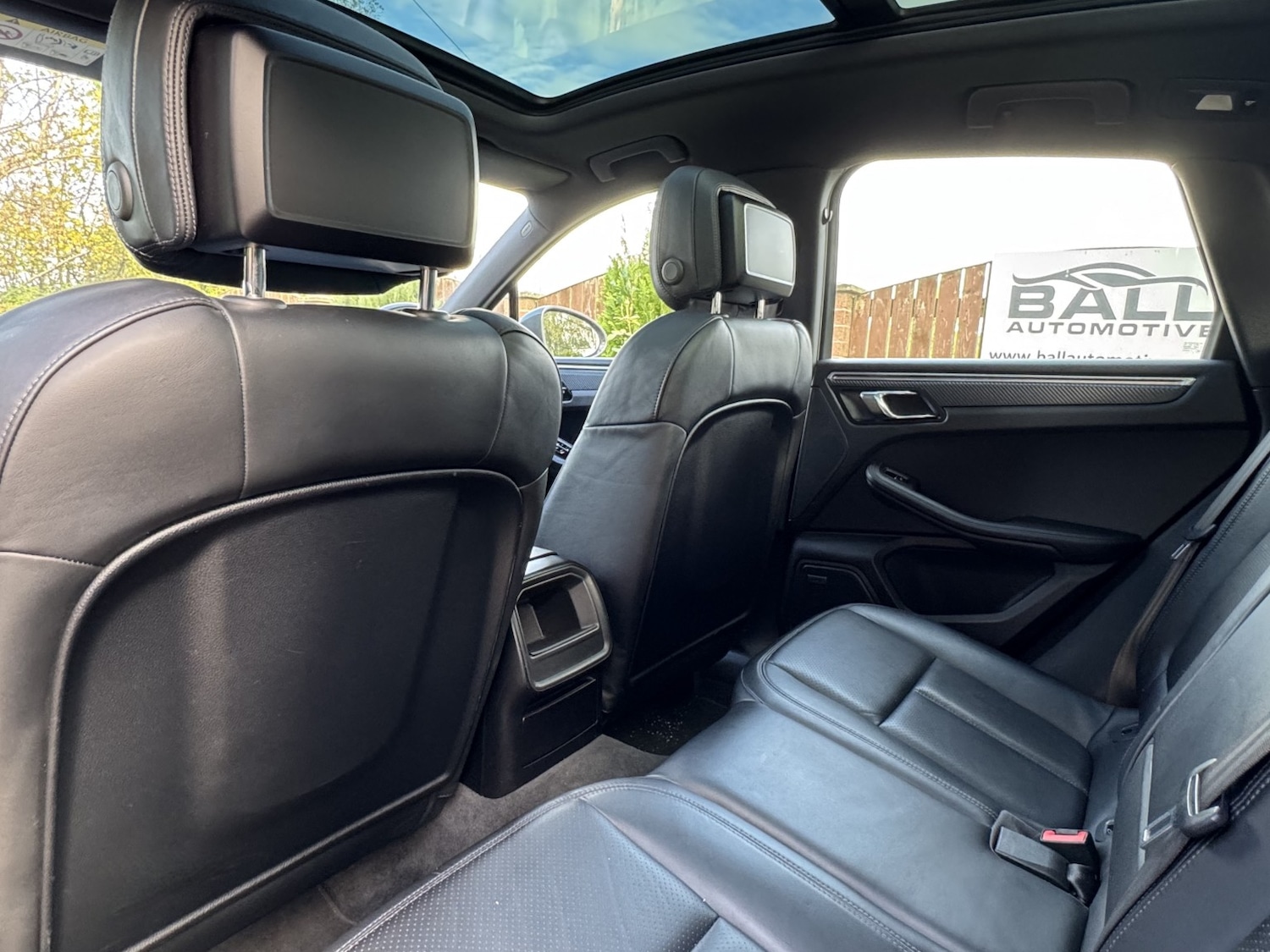 Used Porsche Macan 2015 for sale - 76237178: Photo 25