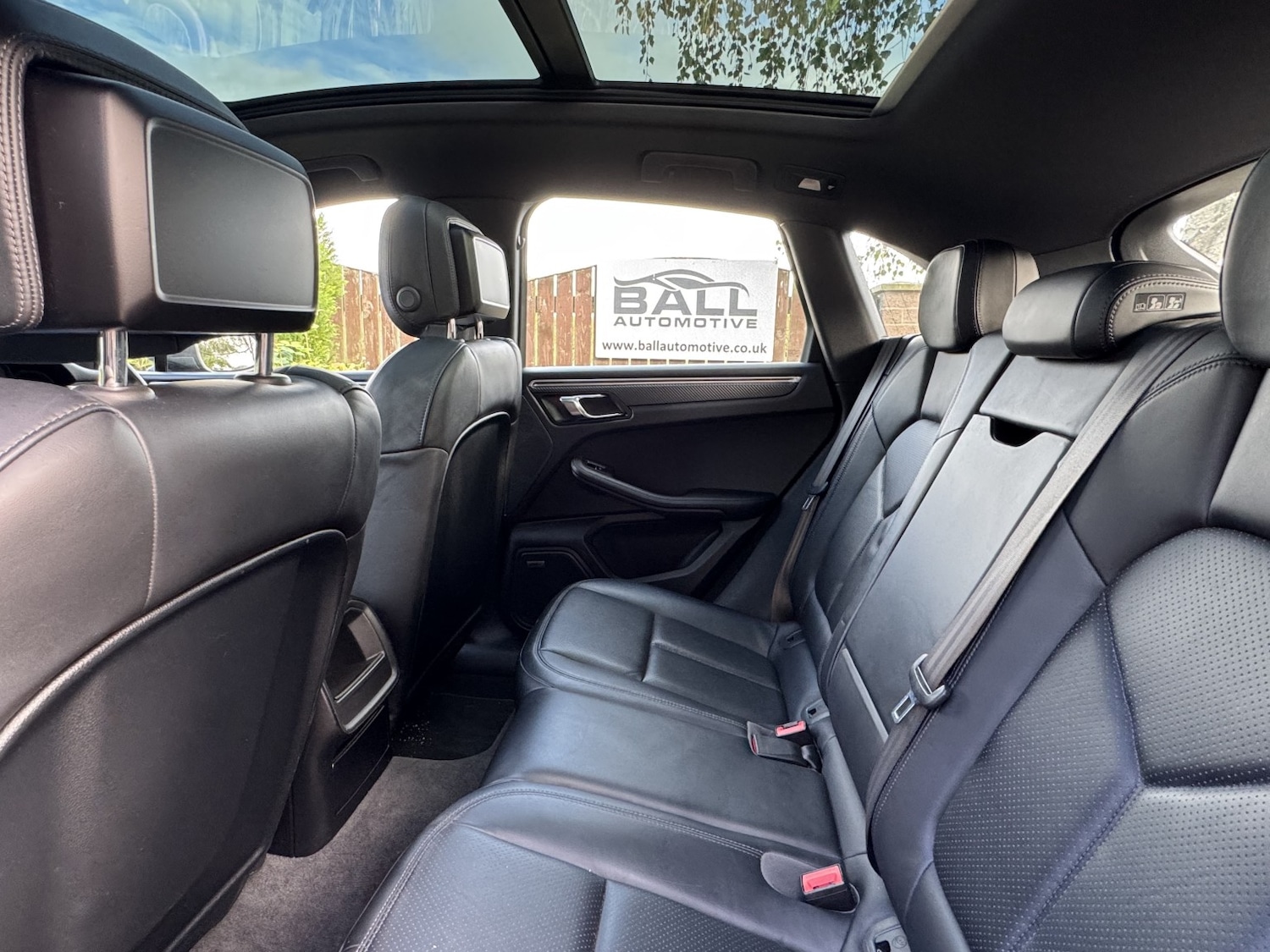 Used Porsche Macan 2015 for sale - 76237178: Photo 26