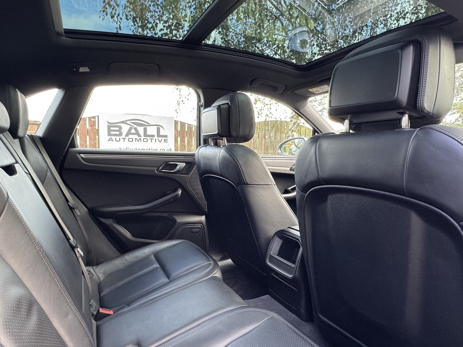 Used Porsche Macan 2015 for sale - 76237178: Photo 29