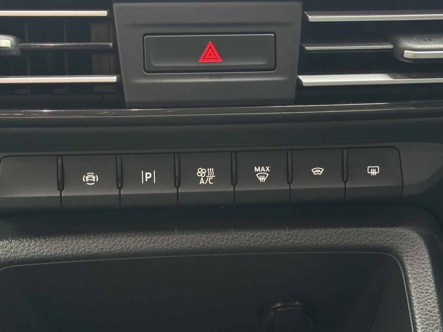 Used Ford Grand Tourneo Connect 2023 for sale - 76455444: Photo 19