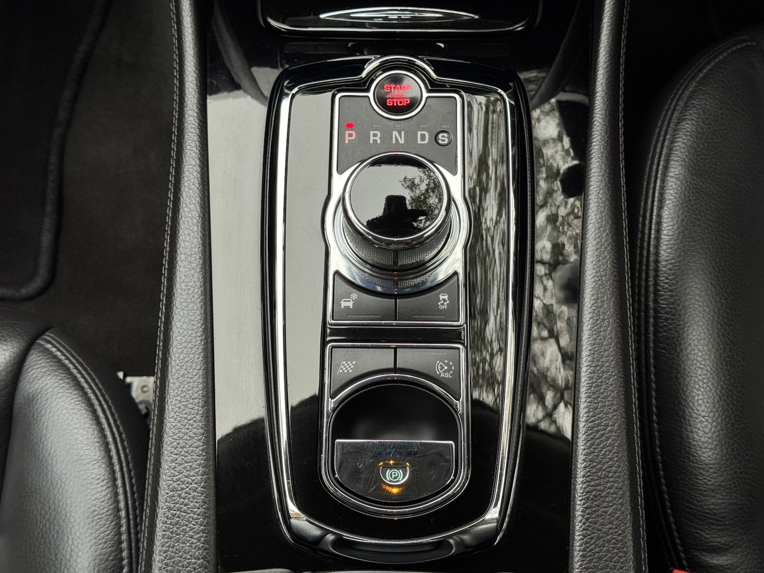 Used Jaguar XK 2013 for sale - 76510852: Photo 17