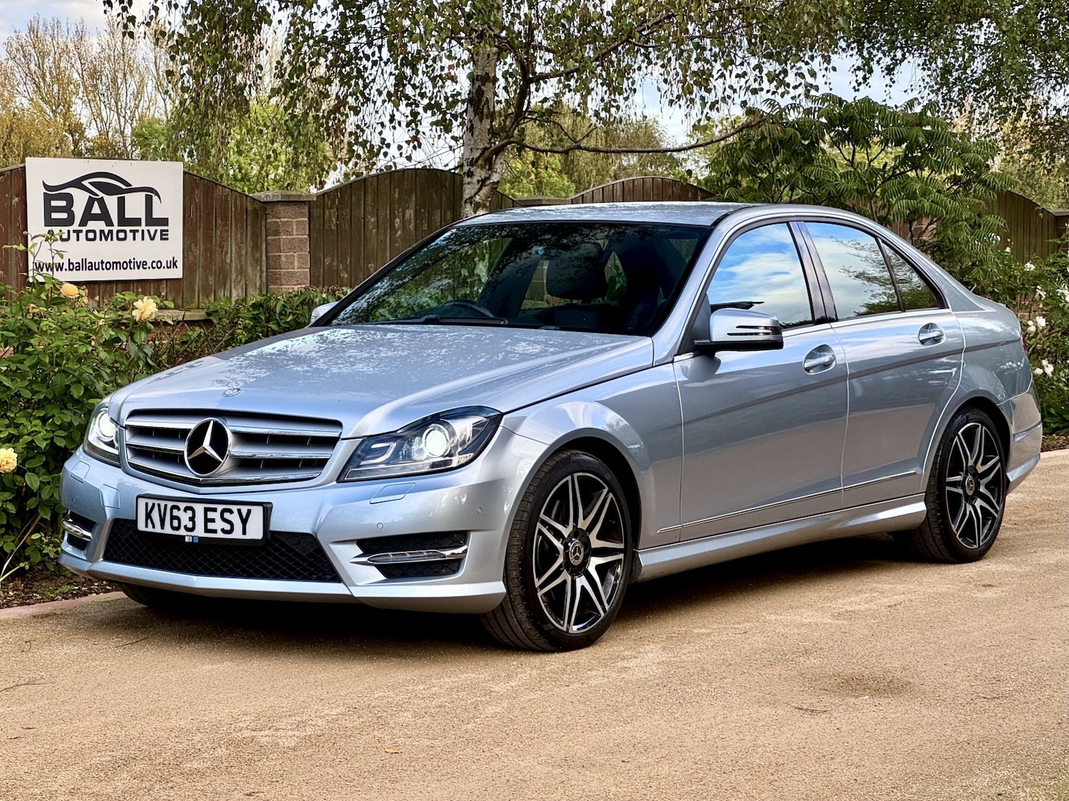Used Mercedes-Benz C-Class 2013 for sale - 76120270: Photo 1