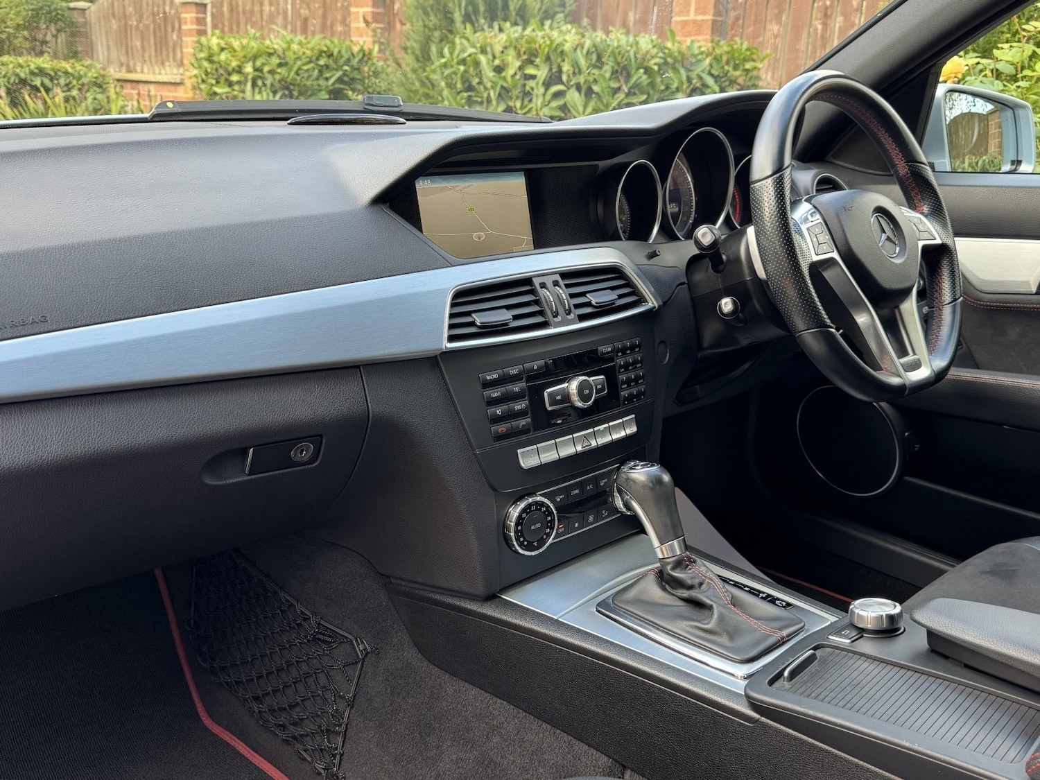 Used Mercedes-Benz C-Class 2013 for sale - 76120270: Photo 16