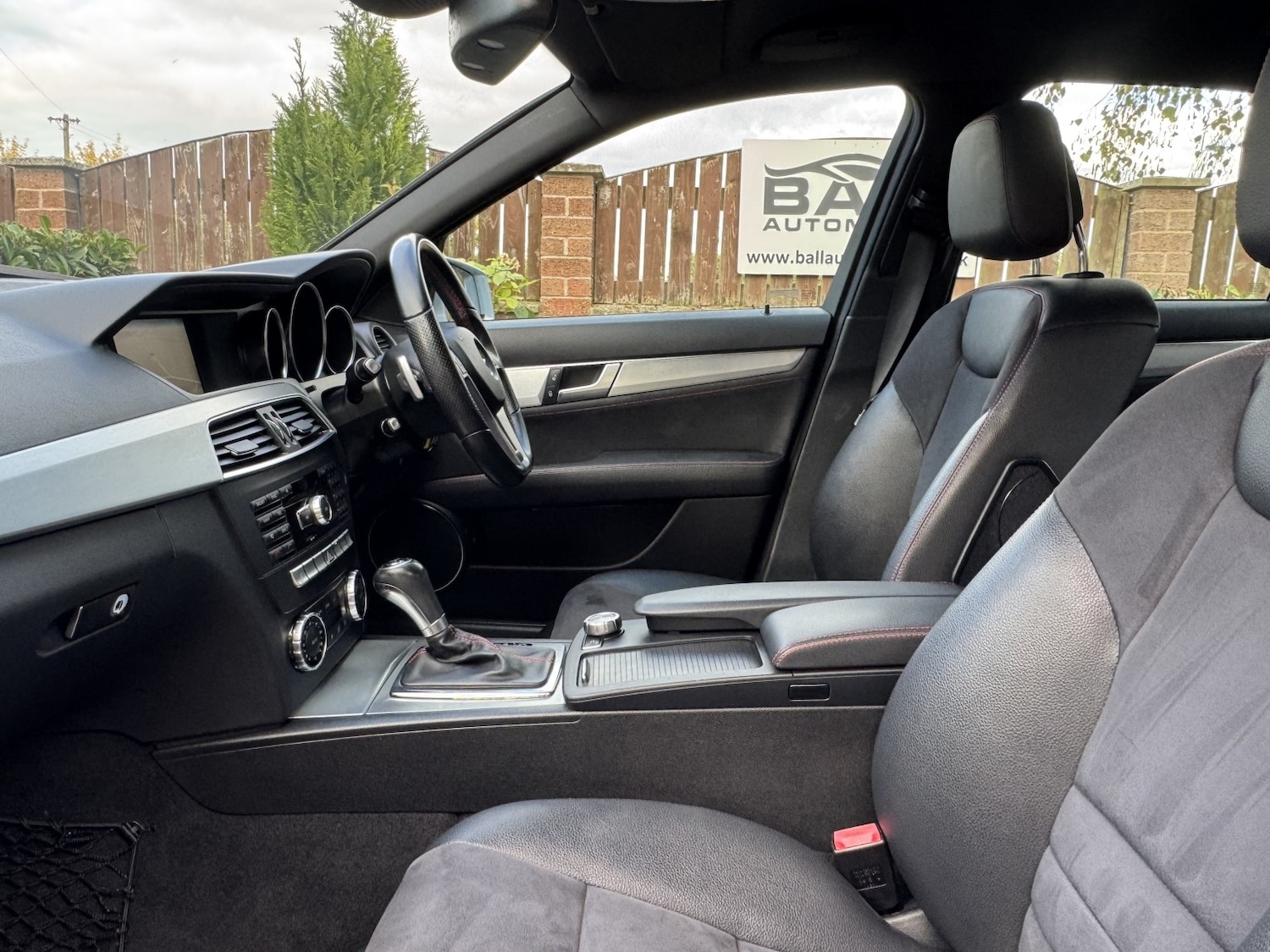 Used Mercedes-Benz C-Class 2013 for sale - 76120270: Photo 17