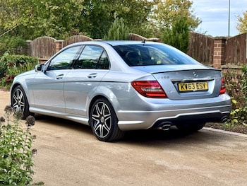Used Mercedes-Benz C-Class 2013 for sale - 76120270: Photo