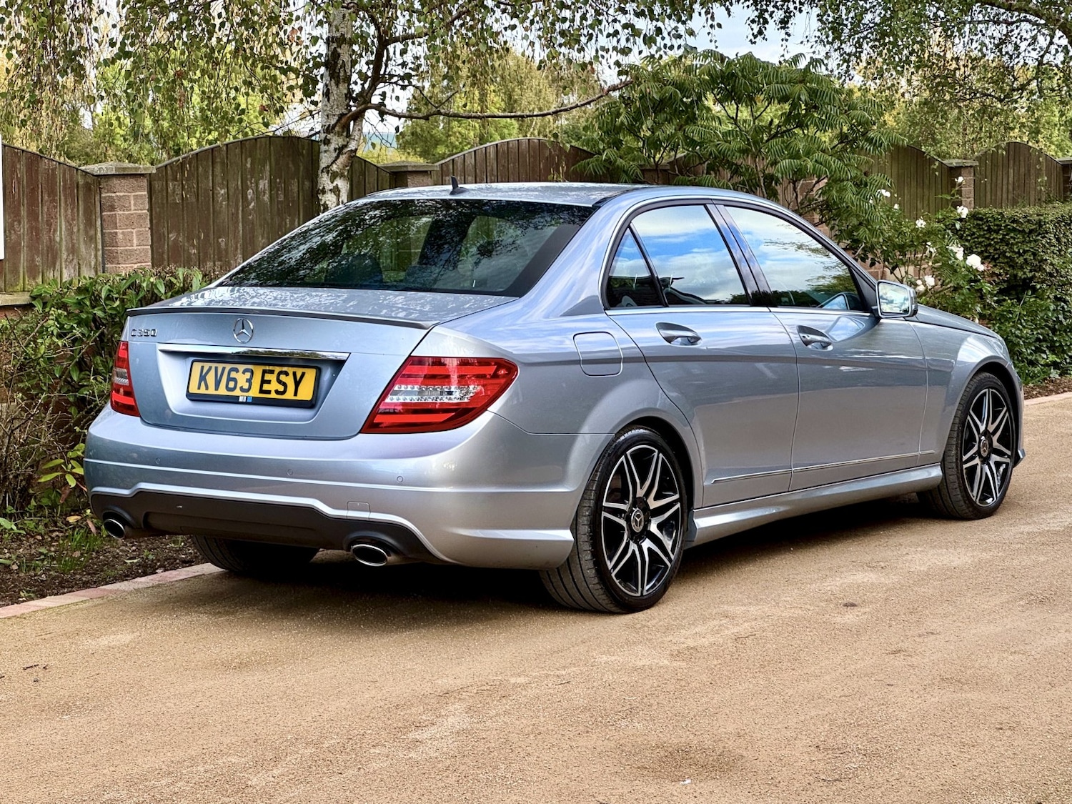 Used Mercedes-Benz C-Class 2013 for sale - 76120270: Photo 4