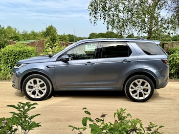 Used Land Rover Discovery Sport 2020 for sale - 78739620: Photo