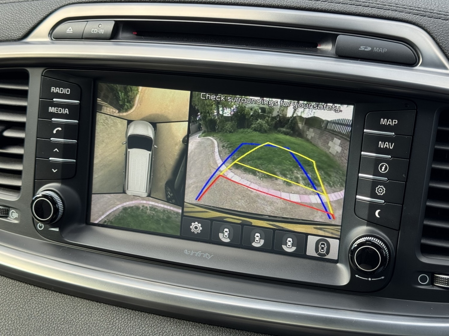 Used Kia Sorento 2017 for sale - 76120268: Photo 17