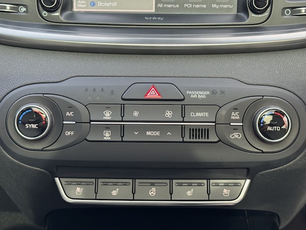 Used Kia Sorento 2017 for sale - 76120268: Photo 18