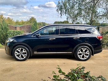 Used Kia Sorento 2017 for sale - 76120268: Photo 2