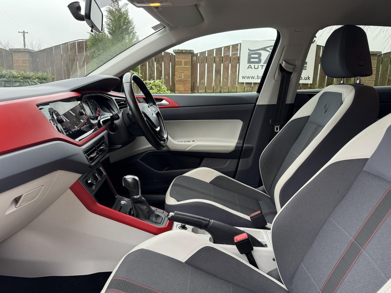 Used Volkswagen Polo 2019 for sale - 77370714: Photo 24