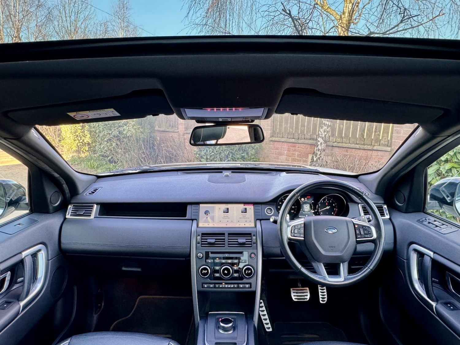 Used Land Rover Discovery Sport 2018 for sale - 77749920: Photo 15