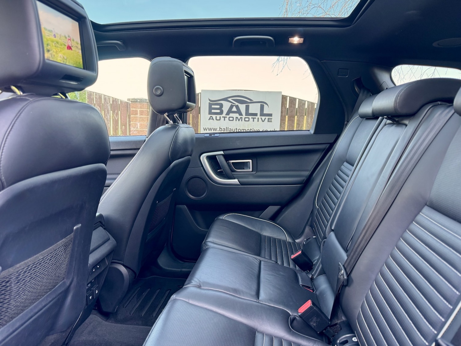 Used Land Rover Discovery Sport 2018 for sale - 77749920: Photo 32