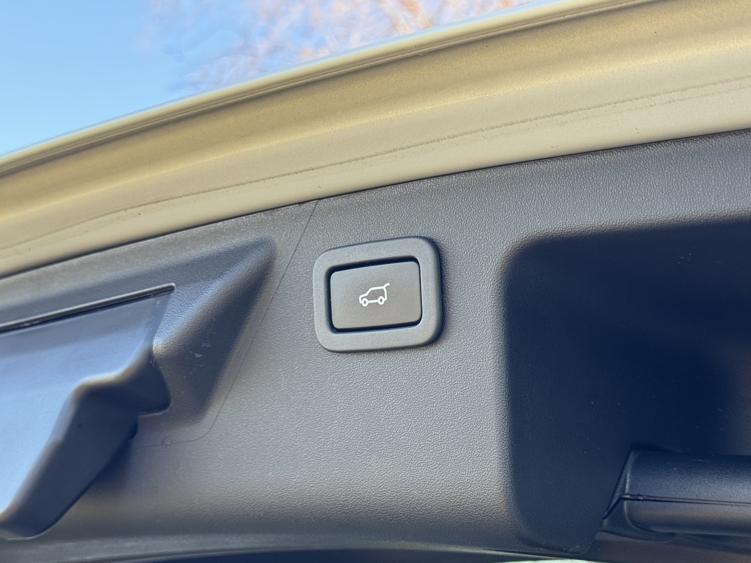 Used Land Rover Discovery Sport 2018 for sale - 77749920: Photo 42