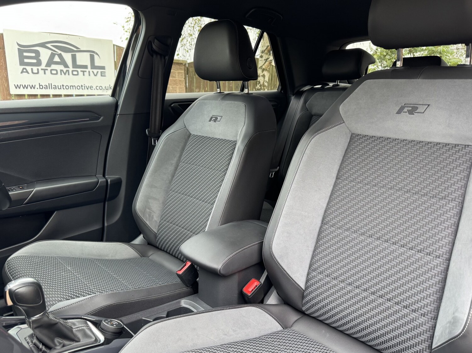 Used Volkswagen T-Roc 2019 for sale - 76058025: Photo 25